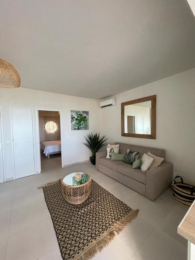 Appartement La Perle, T2 Les Pieds Dans L'Eau A 50M De La Mer Saint-Francois  Exteriör bild